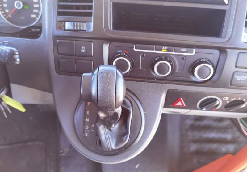 Ônibus urbano VW T5 KUTSENITS CITY 17 miejsc siedzących 2013 rok: foto 15 Ônibus urbano VW T5 KUTSENITS CITY 17 miejsc siedzących 2013 rok: foto 15