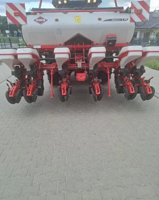 Kuhn Maxima 3 TS 2021 Rok , Stan Idealny - Semeadeira: foto 2 Kuhn Maxima 3 TS 2021 Rok , Stan Idealny - Semeadeira: foto 2