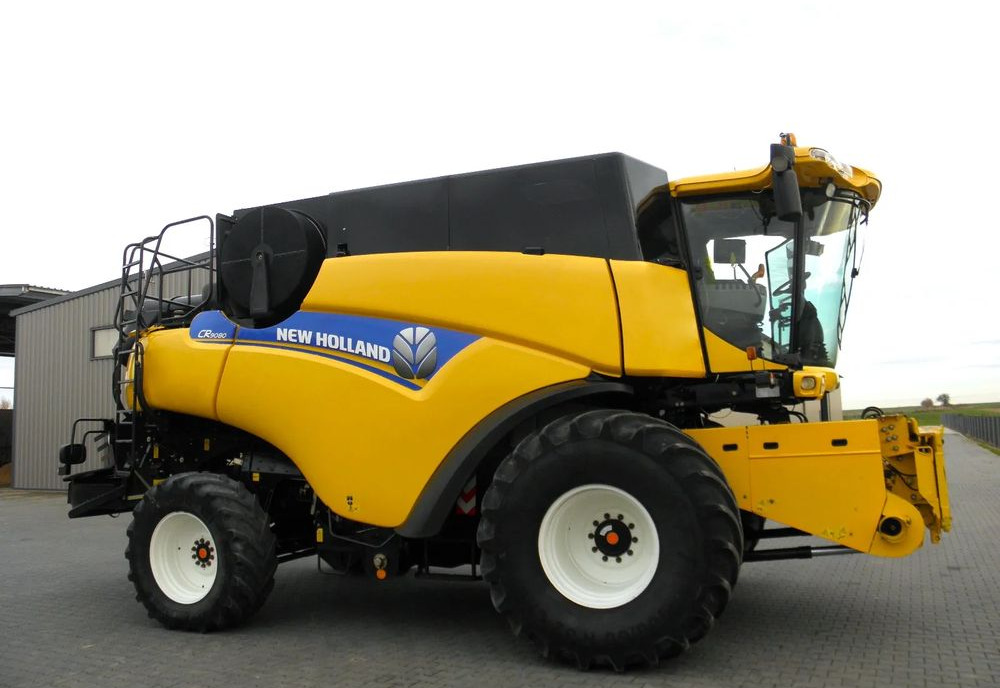 New Holland CR9080 2013 Rok , heder Varifeed 9,15m, Nowsza Wersja, Nie Malowany, Stan Idealny - Ceifeira debulhadora: foto 2 New Holland CR9080 2013 Rok , heder Varifeed 9,15m, Nowsza Wersja, Nie Malowany, Stan Idealny - Ceifeira debulhadora: foto 2