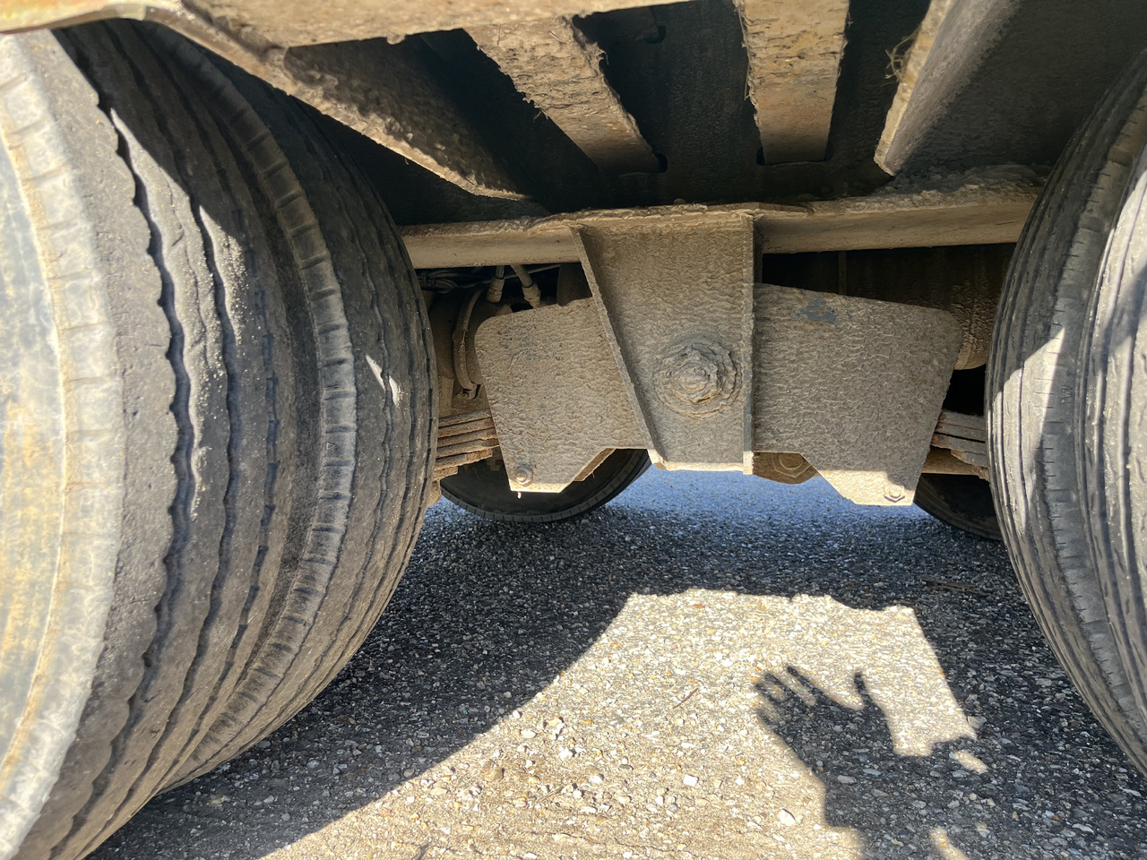 Semi-reboque baixa ACTM S32215 porte engins surbaissé rampes: foto 7 Semi-reboque baixa ACTM S32215 porte engins surbaissé rampes: foto 7