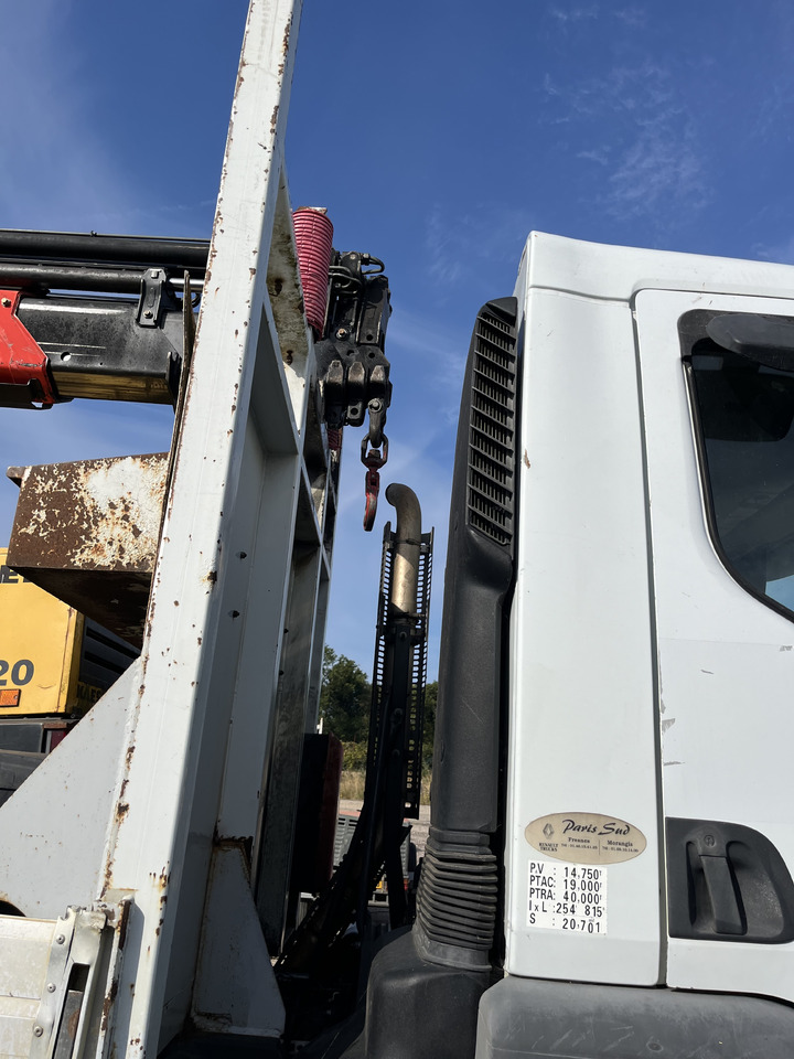 RENAULT Kerax 370dci 4x4 plateau grue Palfinger pk29002 - Camião de caixa aberta/ Plataforma, Camião grua: foto 4 RENAULT Kerax 370dci 4x4 plateau grue Palfinger pk29002 - Camião de caixa aberta/ Plataforma, Camião grua: foto 4