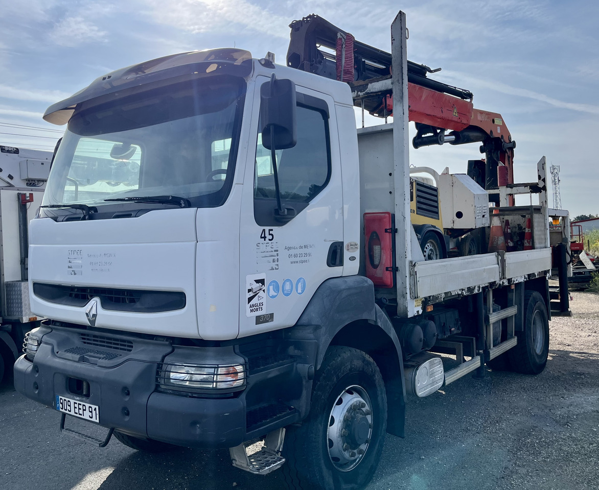 RENAULT Kerax 370dci 4x4 plateau grue Palfinger pk29002 - Camião de caixa aberta/ Plataforma, Camião grua: foto 1 RENAULT Kerax 370dci 4x4 plateau grue Palfinger pk29002 - Camião de caixa aberta/ Plataforma, Camião grua: foto 1