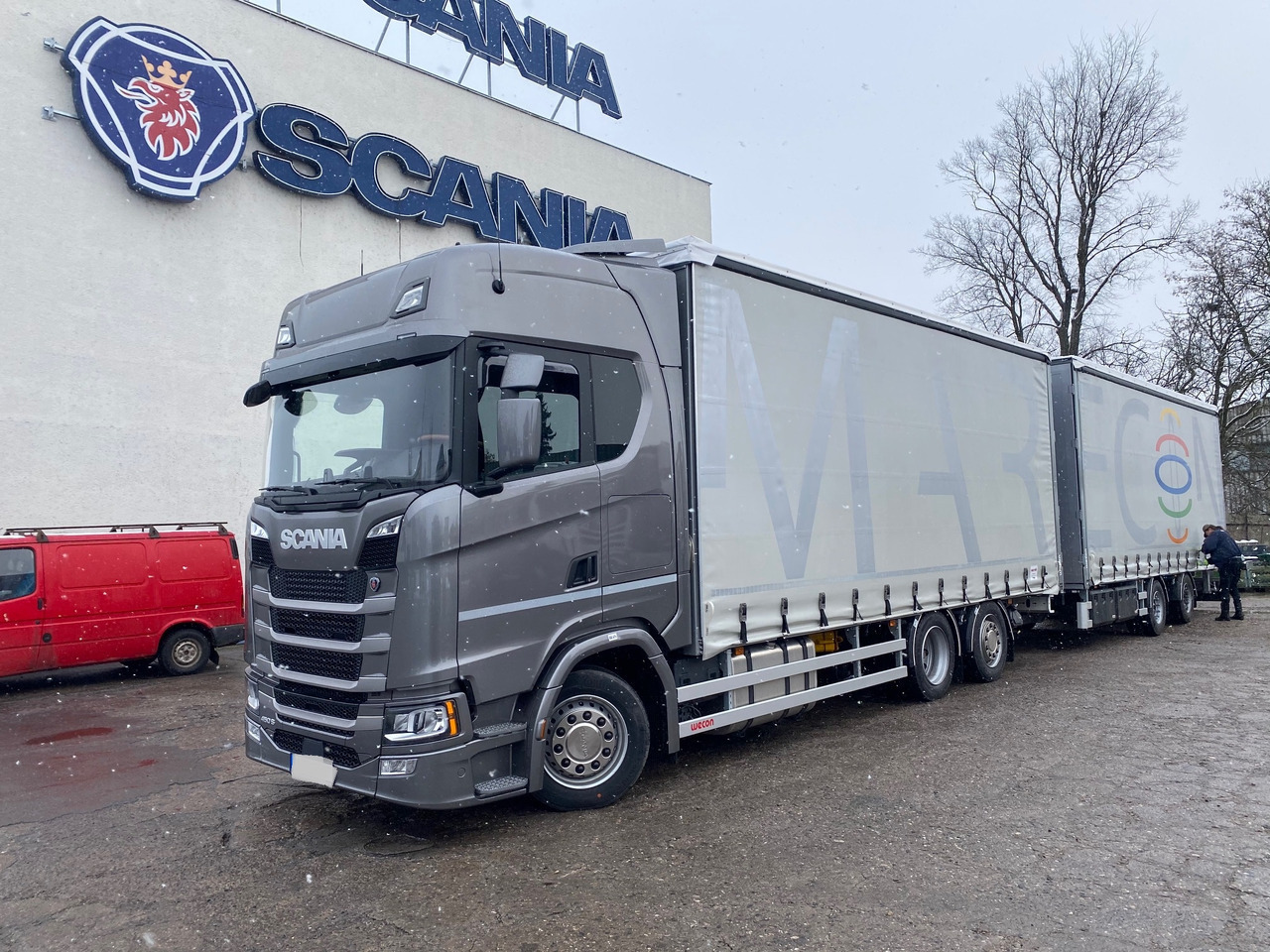 Scania S540 6x2LB - Carroçaria de caixa aberta: foto 1 Scania S540 6x2LB - Carroçaria de caixa aberta: foto 1