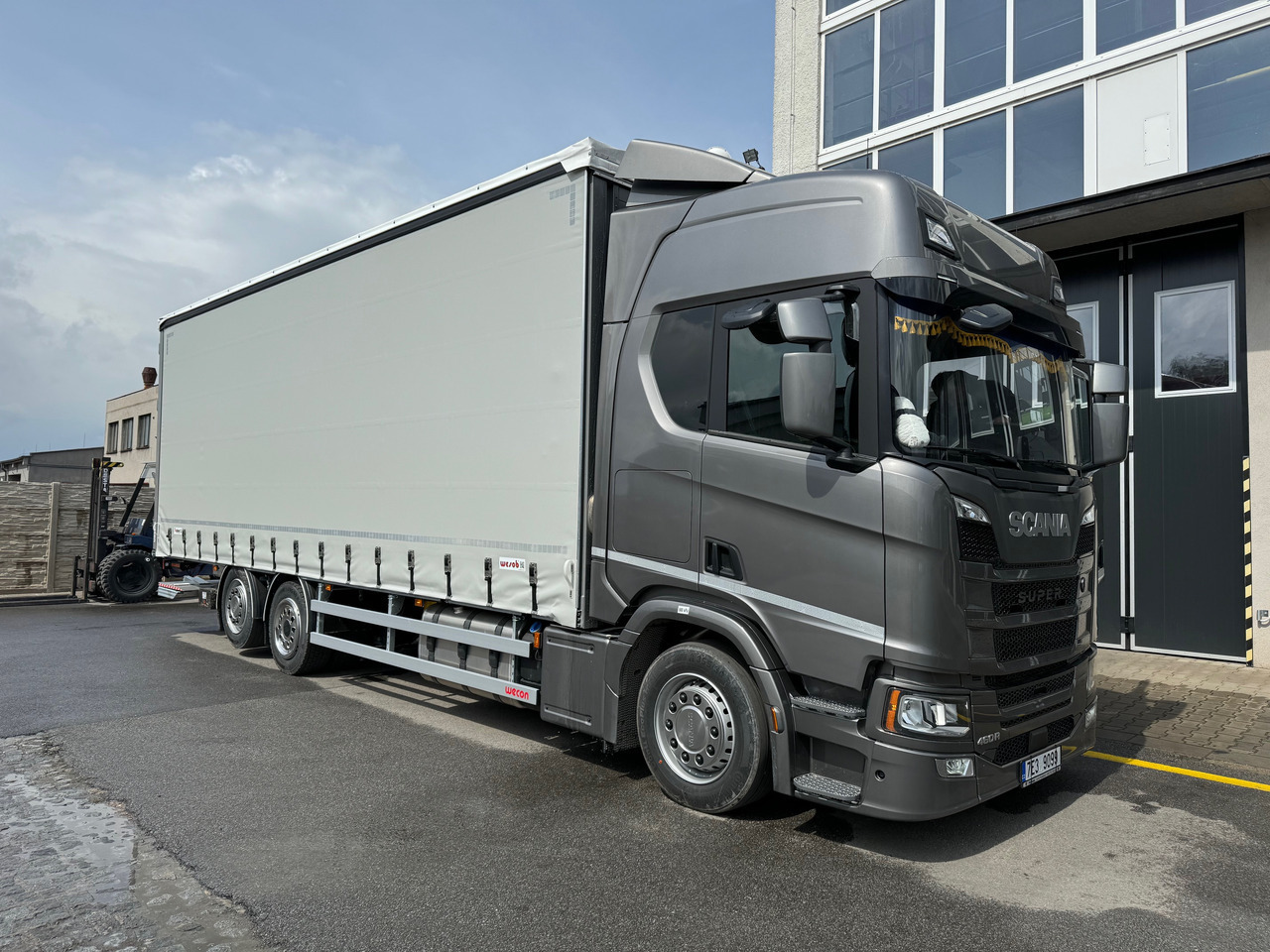 Scania S540 6x2LB - Carroçaria de caixa aberta: foto 4 Scania S540 6x2LB - Carroçaria de caixa aberta: foto 4