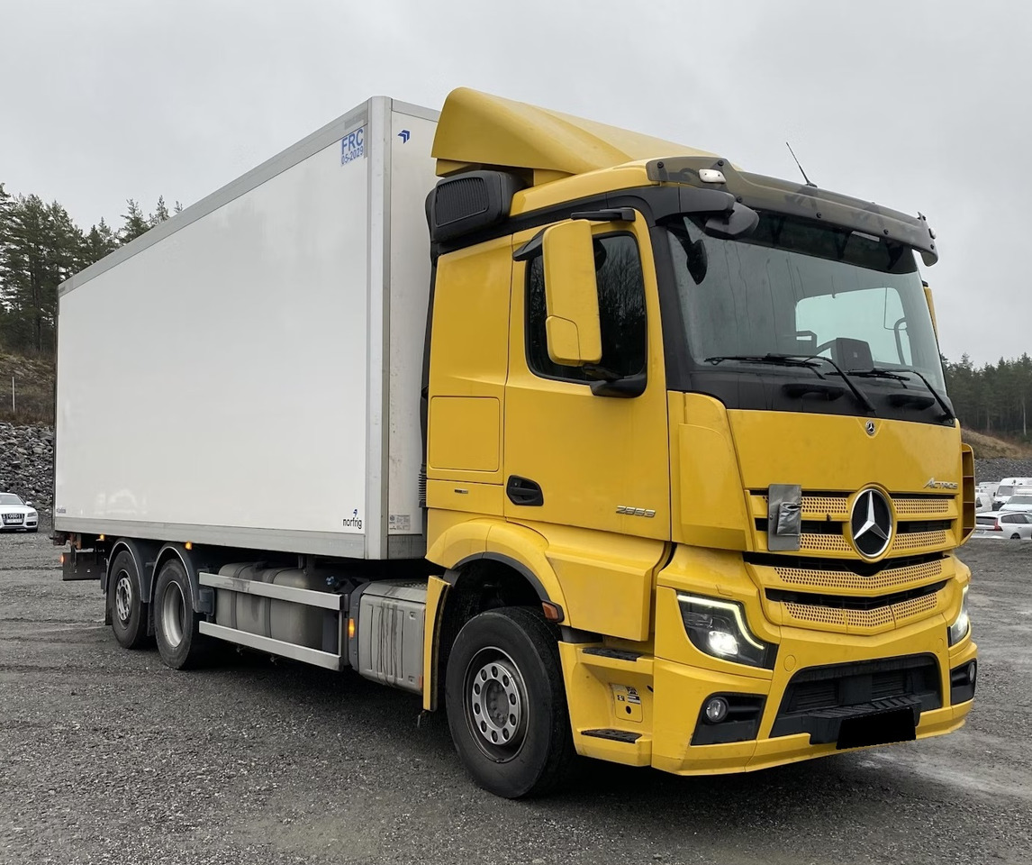 MERCEDES-BENZ Atego 2853 - Camião frigorífico: foto 3 MERCEDES-BENZ Atego 2853 - Camião frigorífico: foto 3