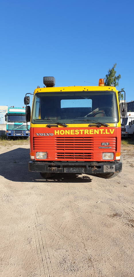 VOLVO FL 7 - Camião basculante: foto 4 VOLVO FL 7 - Camião basculante: foto 4