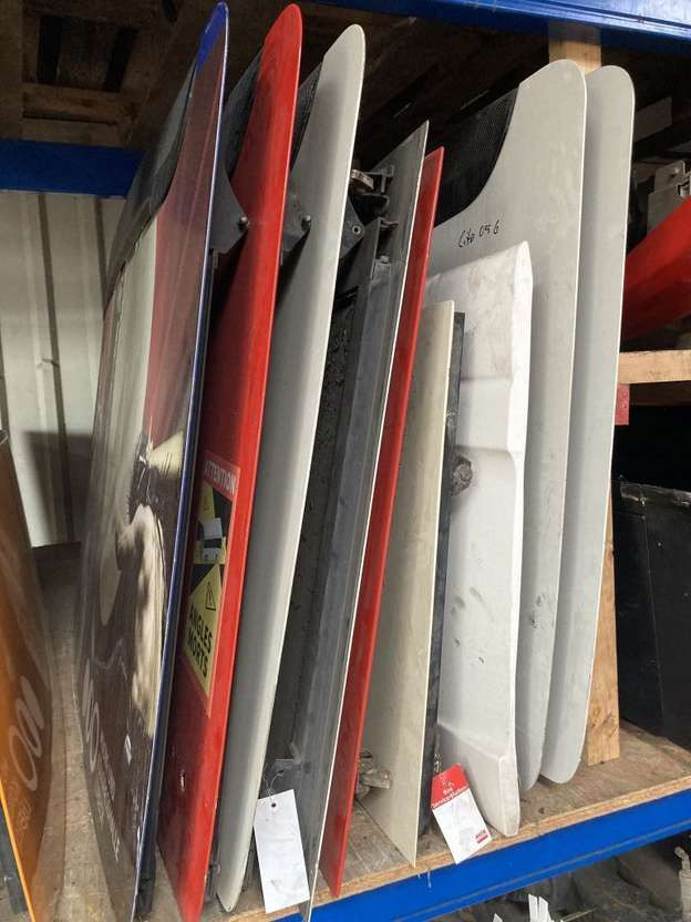 Mercedes-Benz 4 x Heckklappe Mercedes Citaro Facelift O530 G Heck - Peça de reposição para Ônibus: foto 3 Mercedes-Benz 4 x Heckklappe Mercedes Citaro Facelift O530 G Heck - Peça de reposição para Ônibus: foto 3