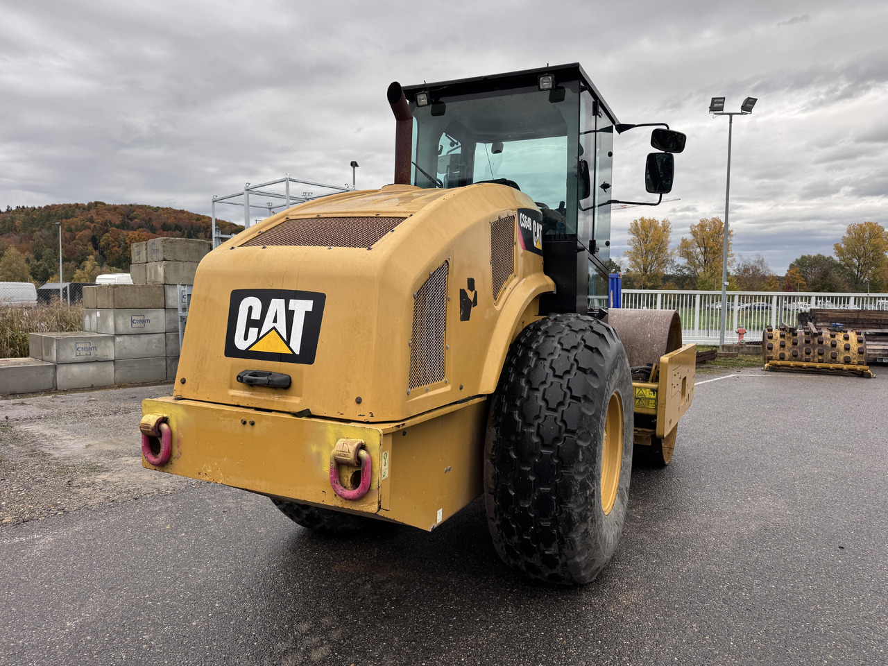 CATERPILLAR CS 64 B - Compactador: foto 4 CATERPILLAR CS 64 B - Compactador: foto 4