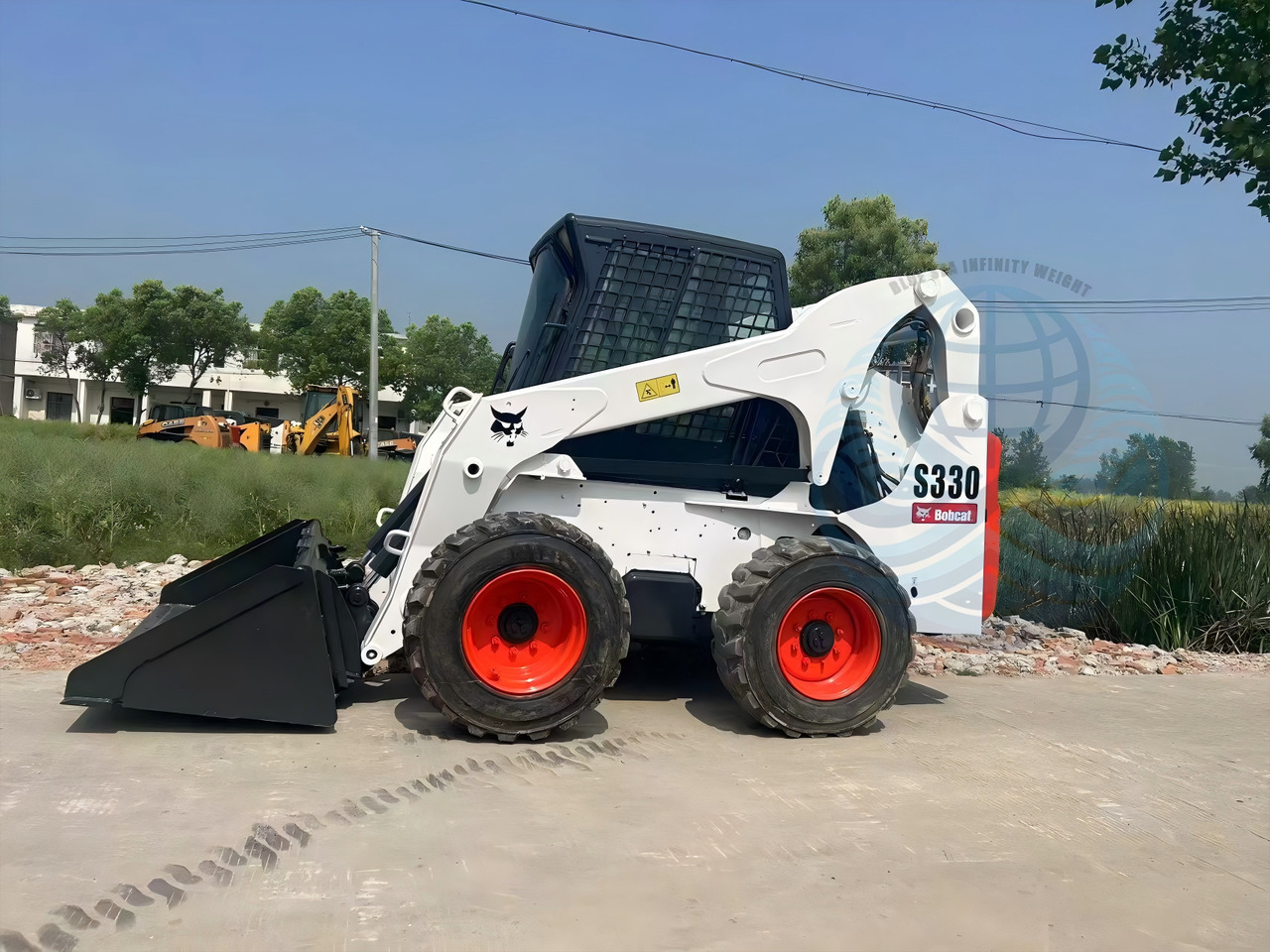 BOBCAT 330 - Mini pá carregadora: foto 2 BOBCAT 330 - Mini pá carregadora: foto 2