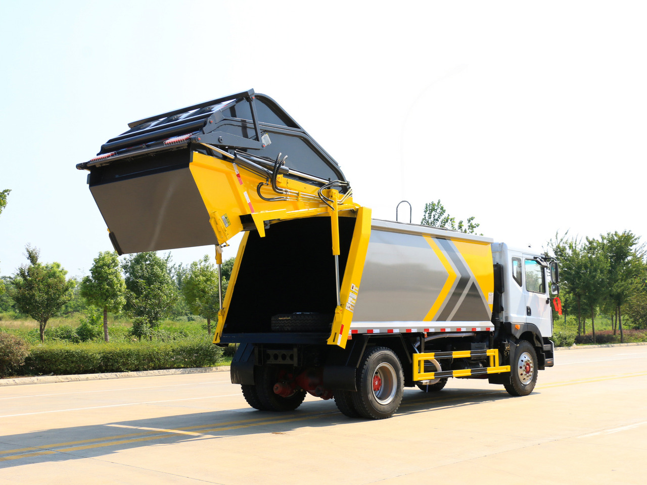 Caminhão de lixo novo Sinotruk Howo new truck: foto 6