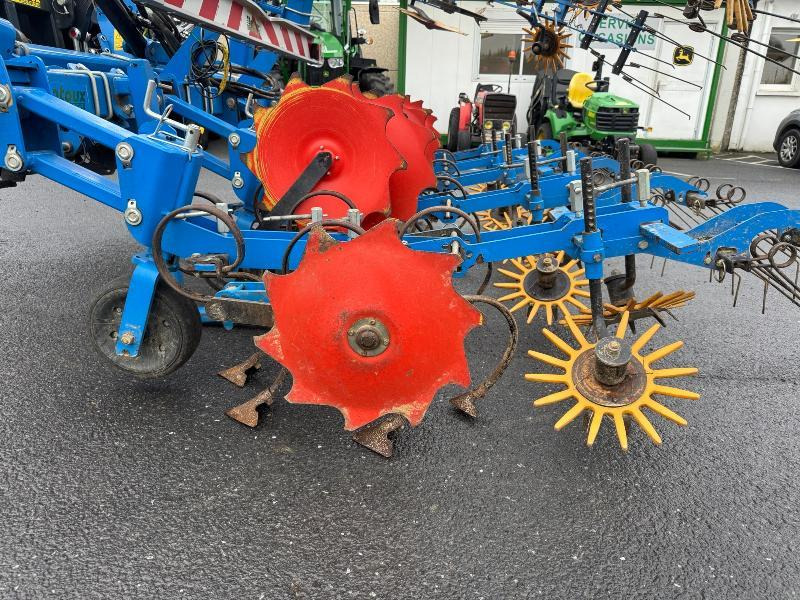 CARRE ECONET 8 RANGS - Maquina para lavrar a terra: foto 4 CARRE ECONET 8 RANGS - Maquina para lavrar a terra: foto 4