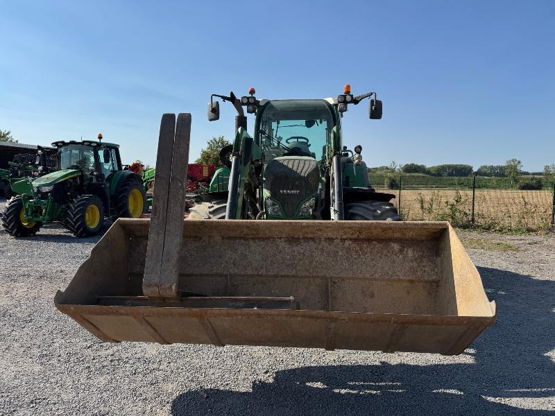 FENDT 724 POWER - Trator: foto 2 FENDT 724 POWER - Trator: foto 2
