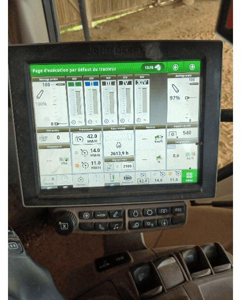 Trator JOHN DEERE 6155R: foto 8 Trator JOHN DEERE 6155R: foto 8