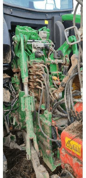 JOHN DEERE 6215R - Trator: foto 4 JOHN DEERE 6215R - Trator: foto 4