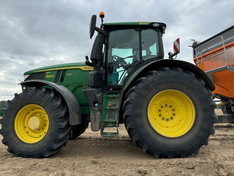 JOHN DEERE 6R250 - Trator: foto 1 JOHN DEERE 6R250 - Trator: foto 1