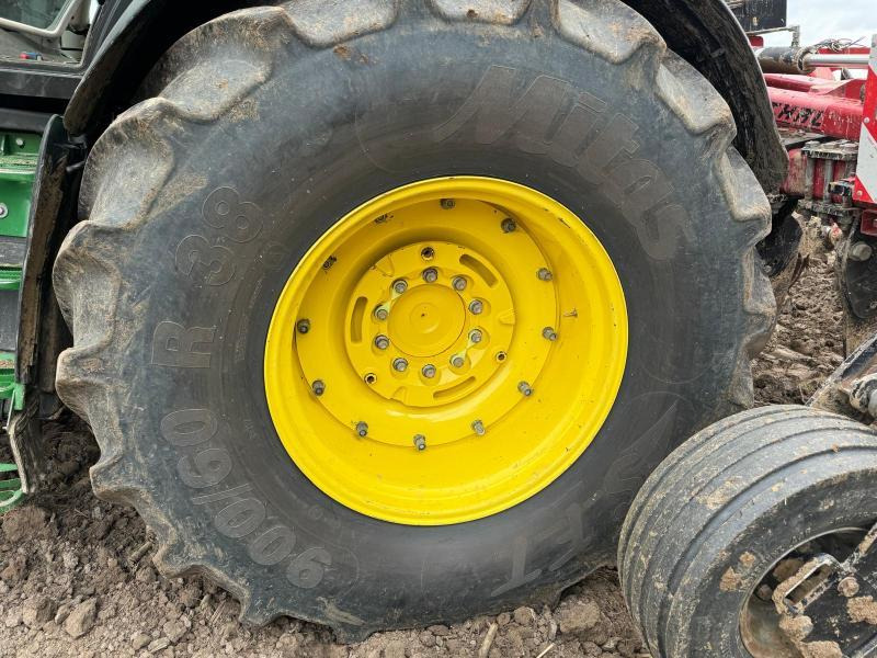 JOHN DEERE 6R250 - Trator: foto 5 JOHN DEERE 6R250 - Trator: foto 5