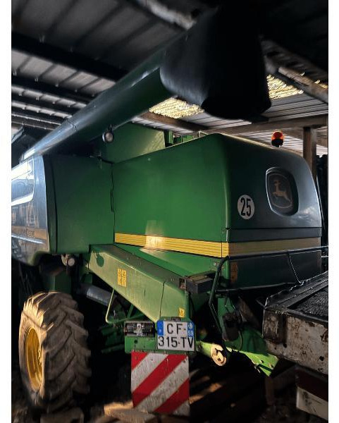 JOHN DEERE T560 - Ceifeira debulhadora: foto 4 JOHN DEERE T560 - Ceifeira debulhadora: foto 4