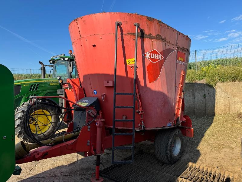 KUHN 1070 - Misturadora Alimentadora: foto 3 KUHN 1070 - Misturadora Alimentadora: foto 3