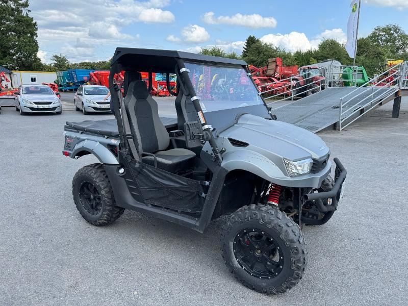 KYMCO UXV 700 - Quadriciclo: foto 3 KYMCO UXV 700 - Quadriciclo: foto 3