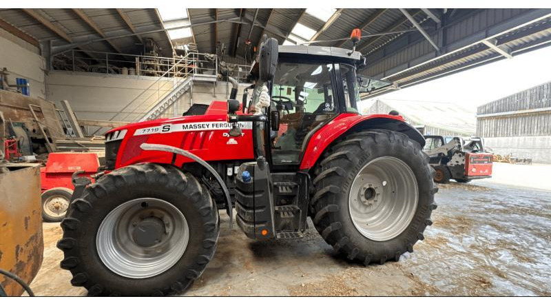 MASSEY-FERGUSON 7719S - Trator: foto 1 MASSEY-FERGUSON 7719S - Trator: foto 1