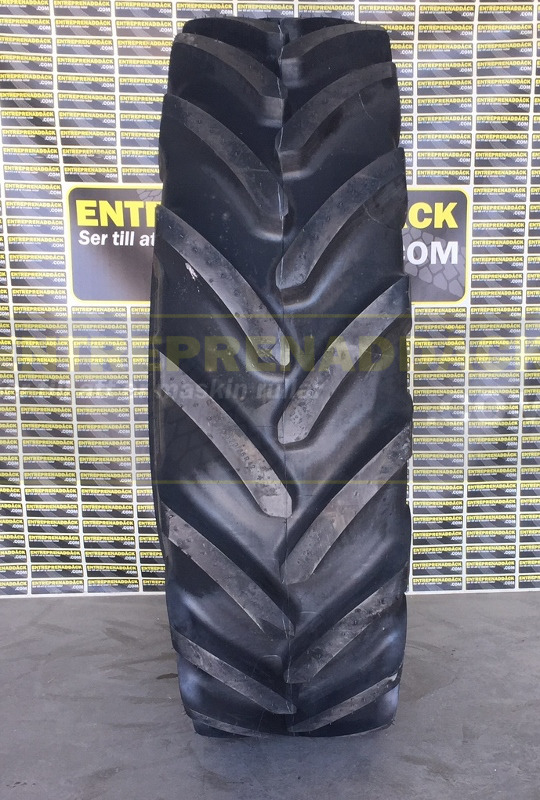 520/85R42 TL 157A8 Michelin MegaXbib for tractor and harvesters. - Pneu para Colheitadeira: foto 2 520/85R42 TL 157A8 Michelin MegaXbib for tractor and harvesters. - Pneu para Colheitadeira: foto 2