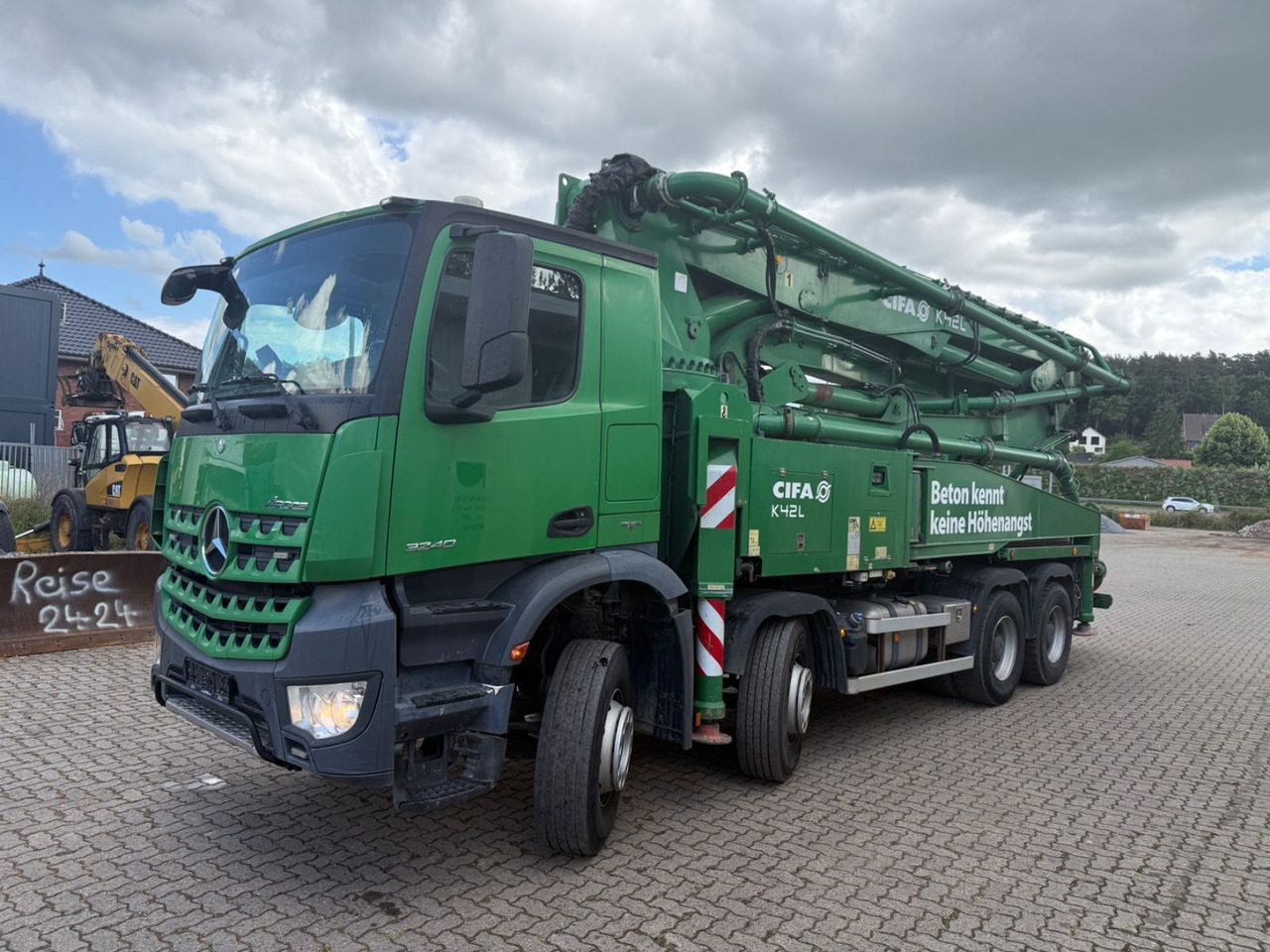 Mercedes-Benz Mercedes 32.40 CIFA K 42 L Betonpumpe - Autobomba de betão: foto 1 Mercedes-Benz Mercedes 32.40 CIFA K 42 L Betonpumpe - Autobomba de betão: foto 1