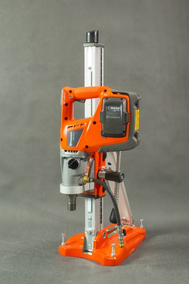 Husqvarna DM540i DS150 - Equipamento de construção: foto 1 Husqvarna DM540i DS150 - Equipamento de construção: foto 1