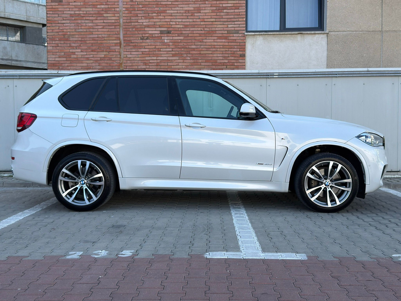 BMW X5 4.0 XDRIVE M PAKET - SUV: foto 5 BMW X5 4.0 XDRIVE M PAKET - SUV: foto 5
