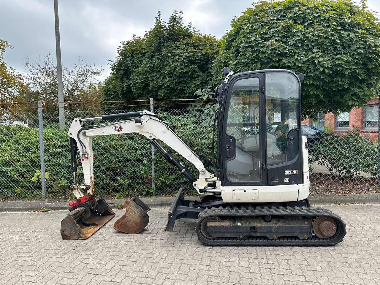CAT 302.7 DCR Mini excavator, 2 Buckets, TOP !!! - Mini escavadeira: foto 2 CAT 302.7 DCR Mini excavator, 2 Buckets, TOP !!! - Mini escavadeira: foto 2