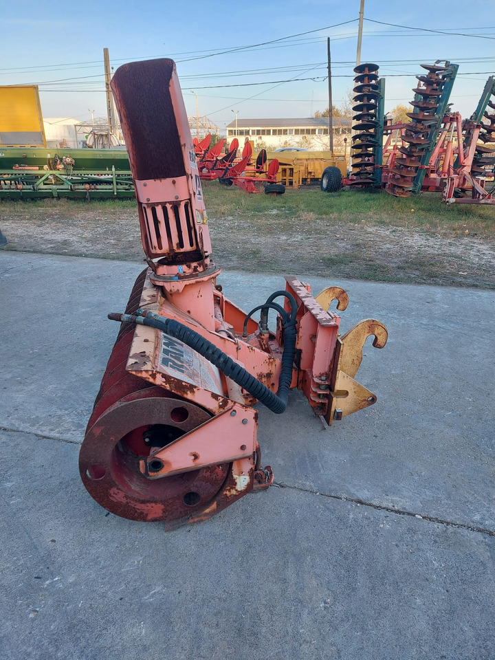 Freza zapada/Snow blower Assaloni pentru Buldoexcavator/Bobcat/Incatcator frontal - Removedor de neve para Máquina de construção: foto 3 Freza zapada/Snow blower Assaloni pentru Buldoexcavator/Bobcat/Incatcator frontal - Removedor de neve para Máquina de construção: foto 3