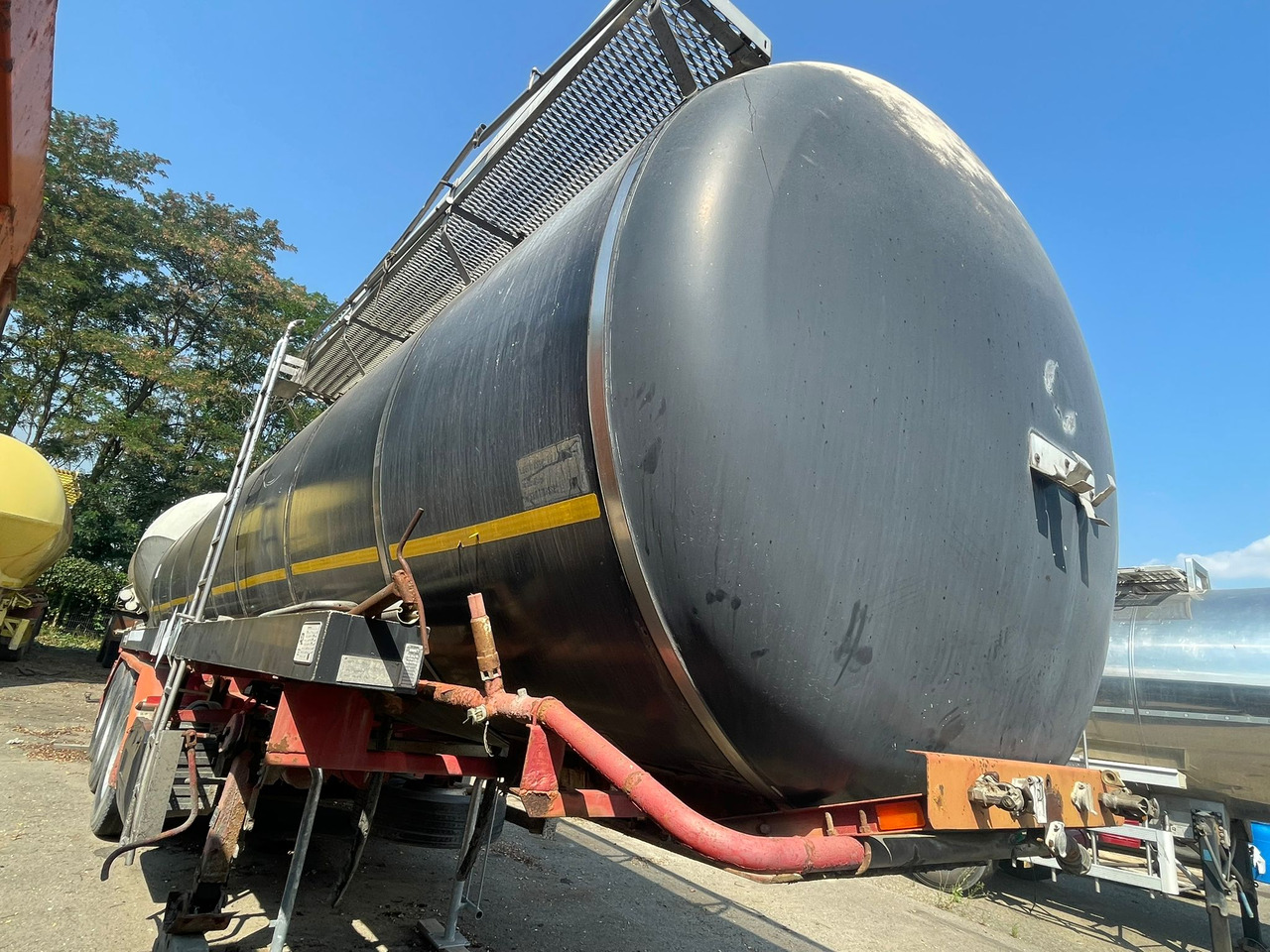 HENDRICK BITUMEN SEMI-TRAILER - Semi-reboque cisterna: foto 3 HENDRICK BITUMEN SEMI-TRAILER - Semi-reboque cisterna: foto 3