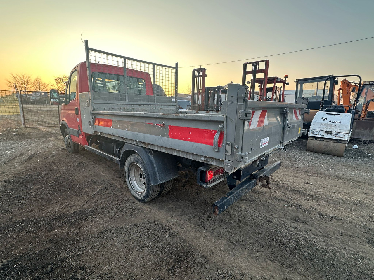 Iveco Daily Van - Carrinha basculante: foto 3 Iveco Daily Van - Carrinha basculante: foto 3