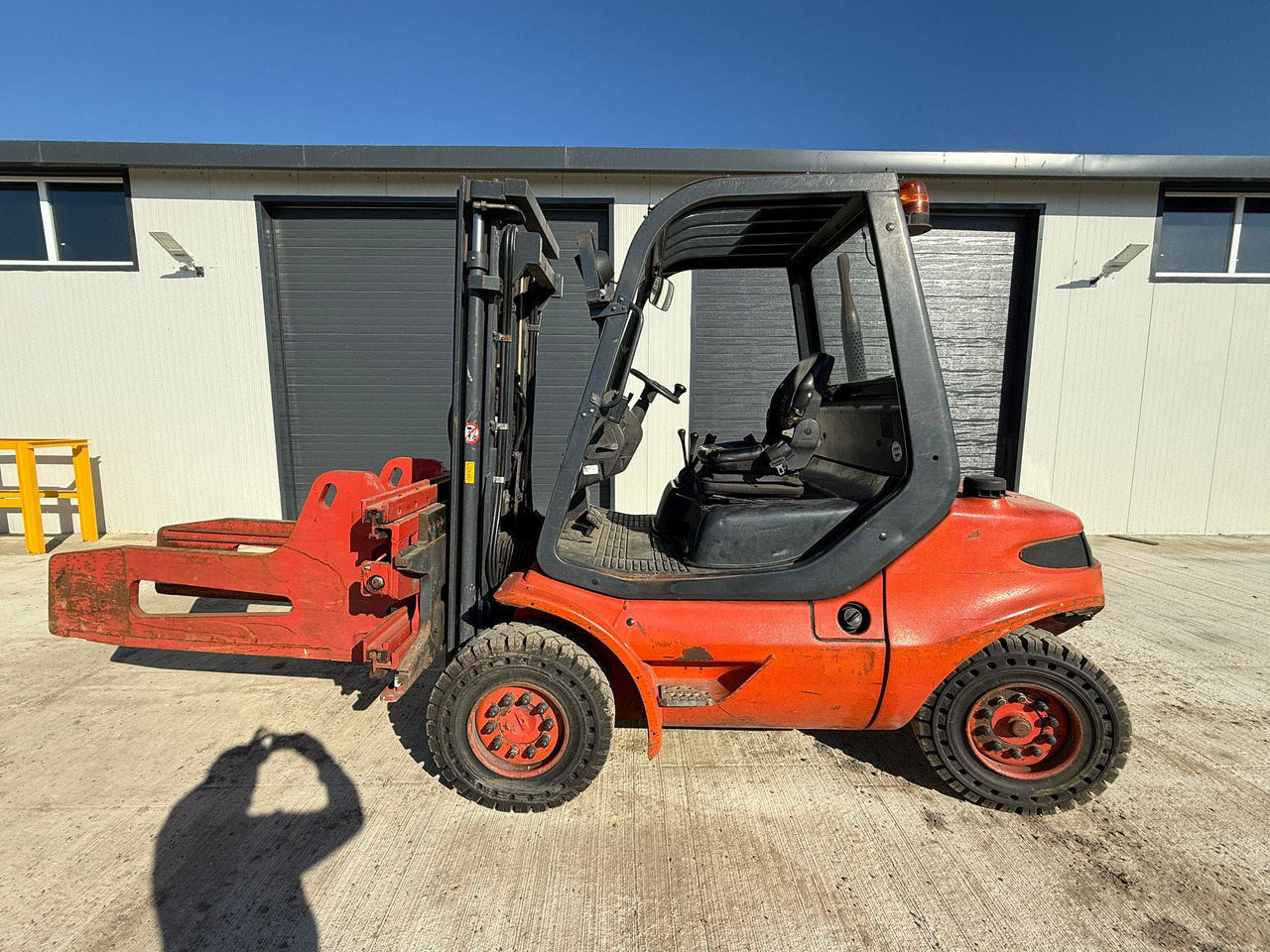 LINDE H40 STACKER - Empilhador a diesel: foto 3 LINDE H40 STACKER - Empilhador a diesel: foto 3