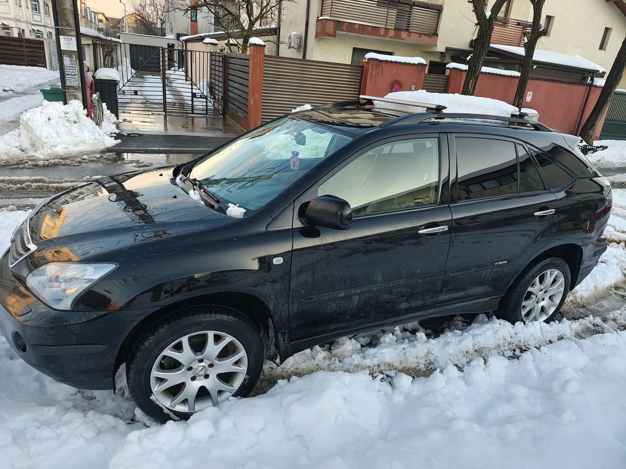Lexus RX 400H - SUV: foto 4 Lexus RX 400H - SUV: foto 4