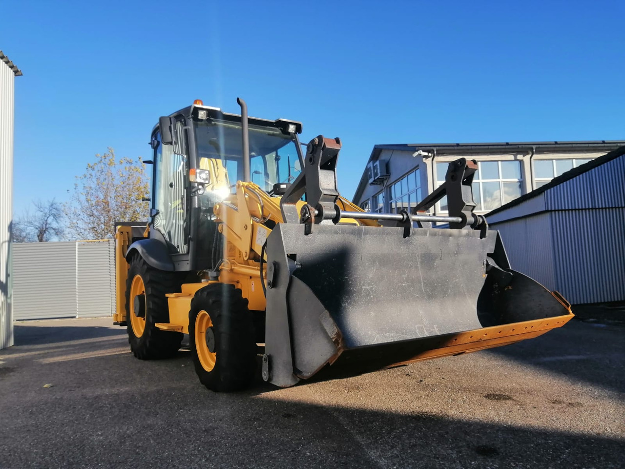 LiuGong CLG777A Backhoe Loader 4×4 - Retroescavadeira: foto 2 LiuGong CLG777A Backhoe Loader 4×4 - Retroescavadeira: foto 2