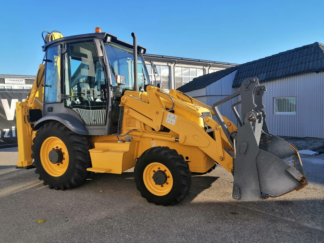 LiuGong CLG777A Backhoe Loader 4×4(copy) - Retroescavadeira: foto 4 LiuGong CLG777A Backhoe Loader 4×4(copy) - Retroescavadeira: foto 4