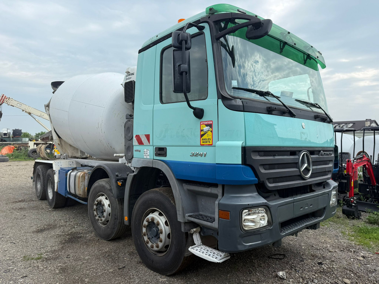 MERCEDES BENZ 3241 CONCRETE MIXER - Camião betoneira: foto 3 MERCEDES BENZ 3241 CONCRETE MIXER - Camião betoneira: foto 3