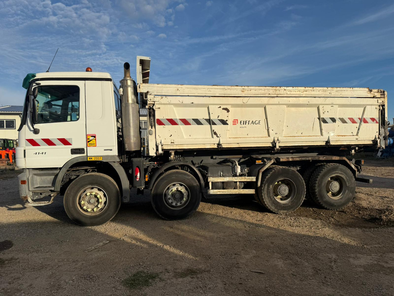 MERCEDES-BENZ ACTROS TIPPER - Camião basculante: foto 2 MERCEDES-BENZ ACTROS TIPPER - Camião basculante: foto 2