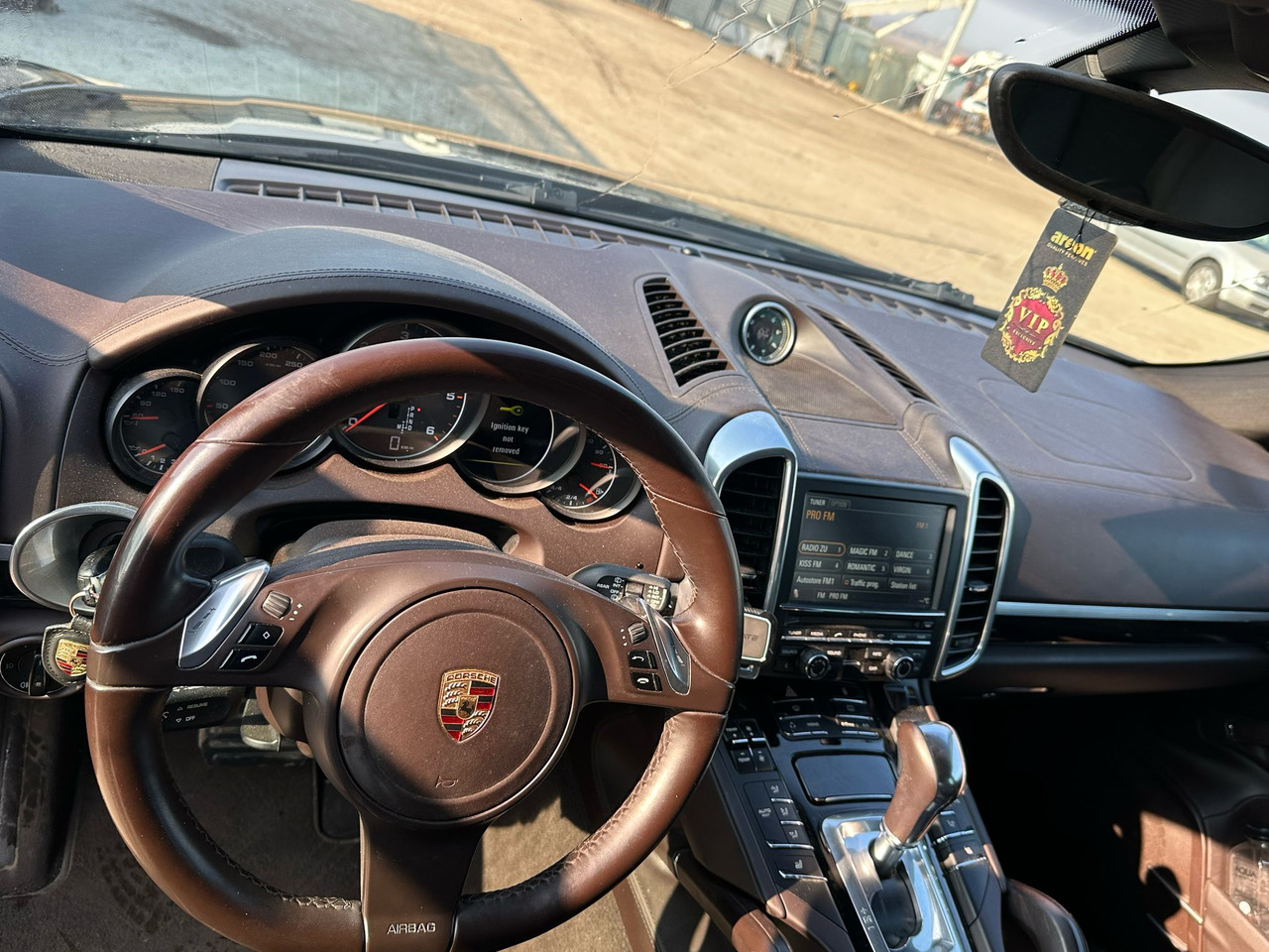 PORSCHE CAYENNE - SUV: foto 3 PORSCHE CAYENNE - SUV: foto 3