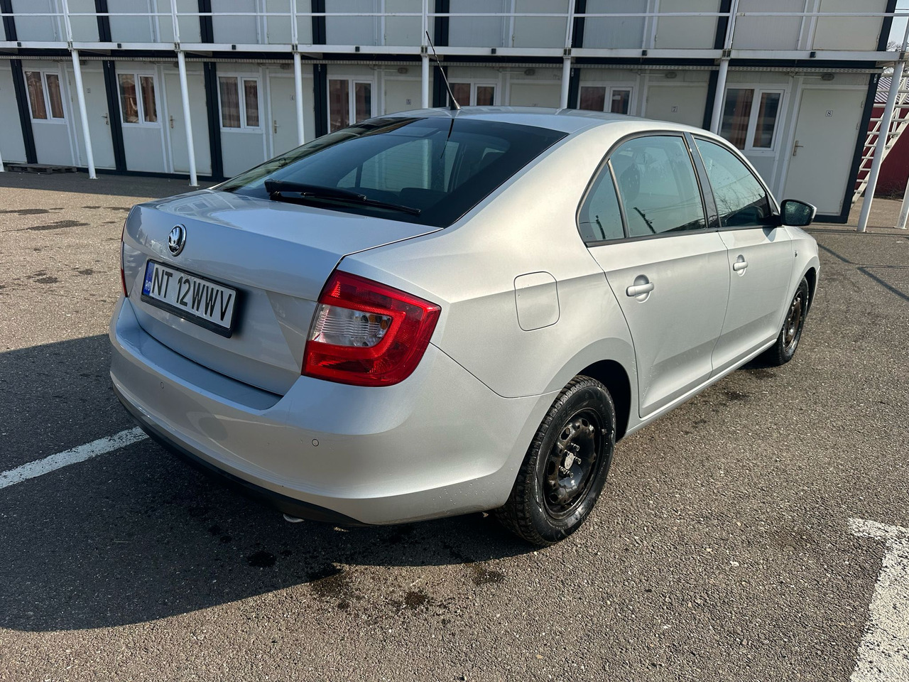 SKODA RAPID - Automóvel: foto 4 SKODA RAPID - Automóvel: foto 4