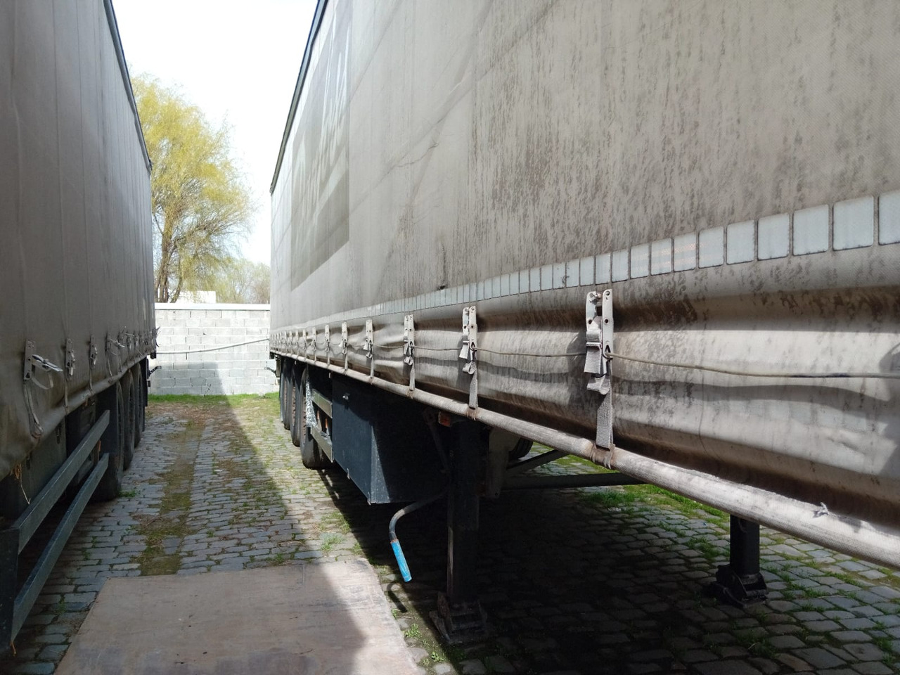 Schmitz S01 Semi-Trailer - Semi-reboque de lona: foto 5 Schmitz S01 Semi-Trailer - Semi-reboque de lona: foto 5