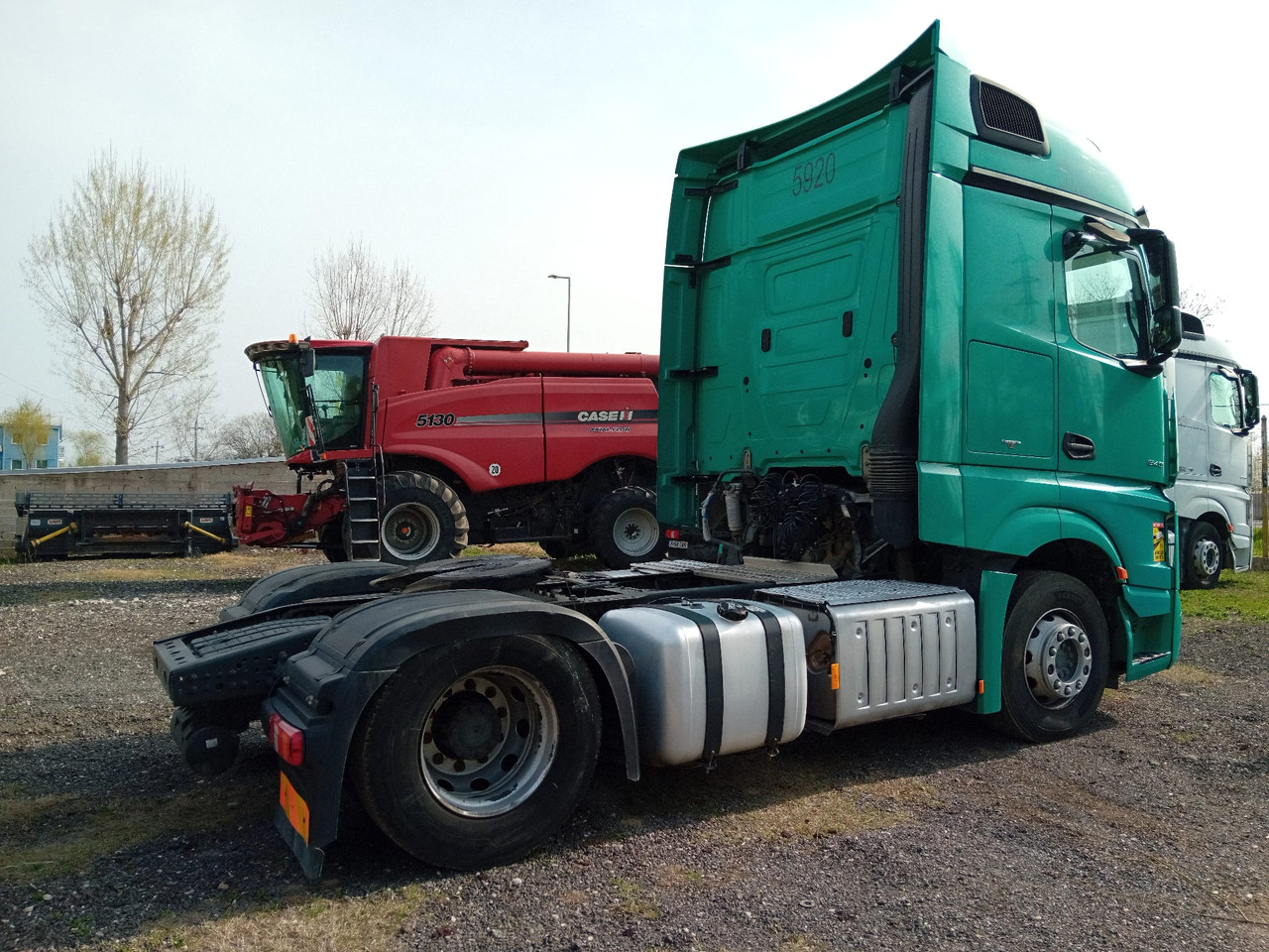 Mercedes-Benz Actros 18.45 - Tractor: foto 5 Mercedes-Benz Actros 18.45 - Tractor: foto 5