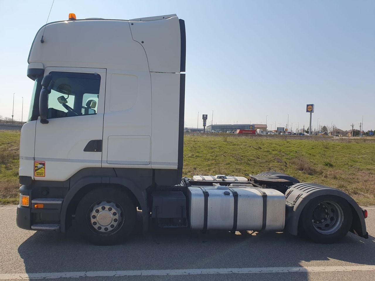 SCANIA R410 TOPLINE-RETARDER - Tractor: foto 3 SCANIA R410 TOPLINE-RETARDER - Tractor: foto 3