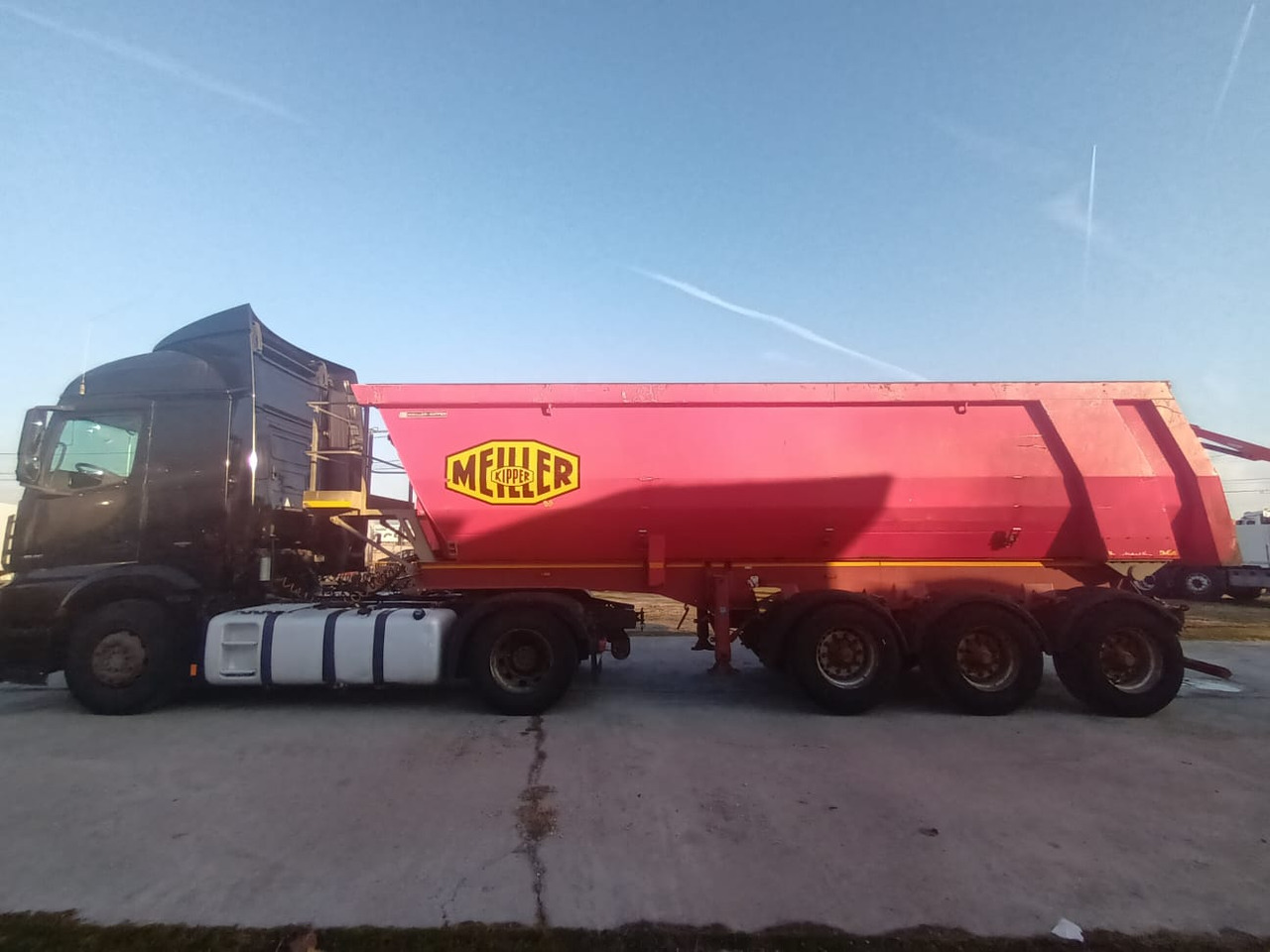 Tractor Head Mercedes-Benz Actros (2014) + Semi-trailer Tipper Meiller – Kipper (2004) - Tractor: foto 4 Tractor Head Mercedes-Benz Actros (2014) + Semi-trailer Tipper Meiller – Kipper (2004) - Tractor: foto 4