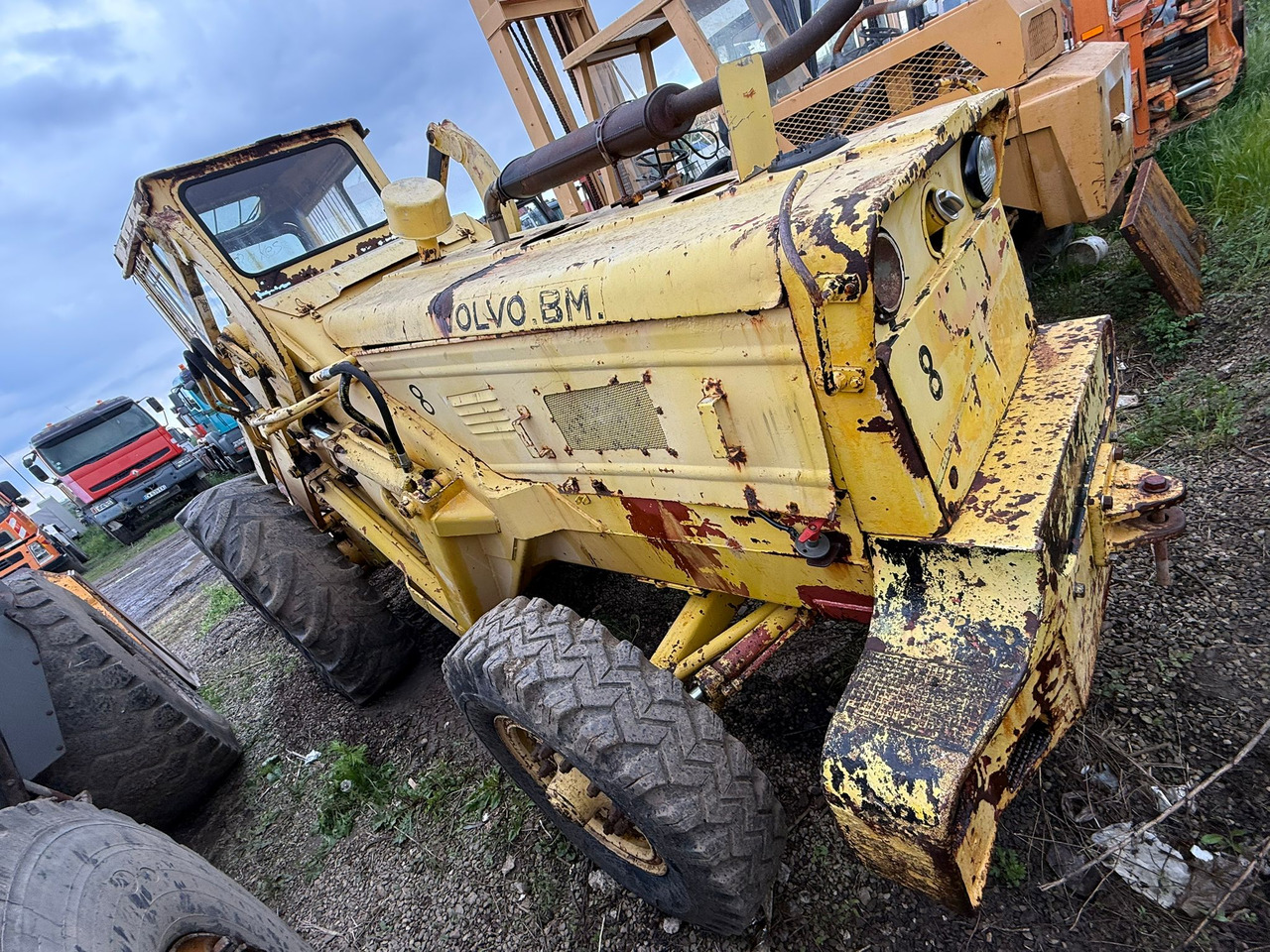 VOLVO BM FRONT LOADER - Pá carregadora de rodas: foto 3 VOLVO BM FRONT LOADER - Pá carregadora de rodas: foto 3