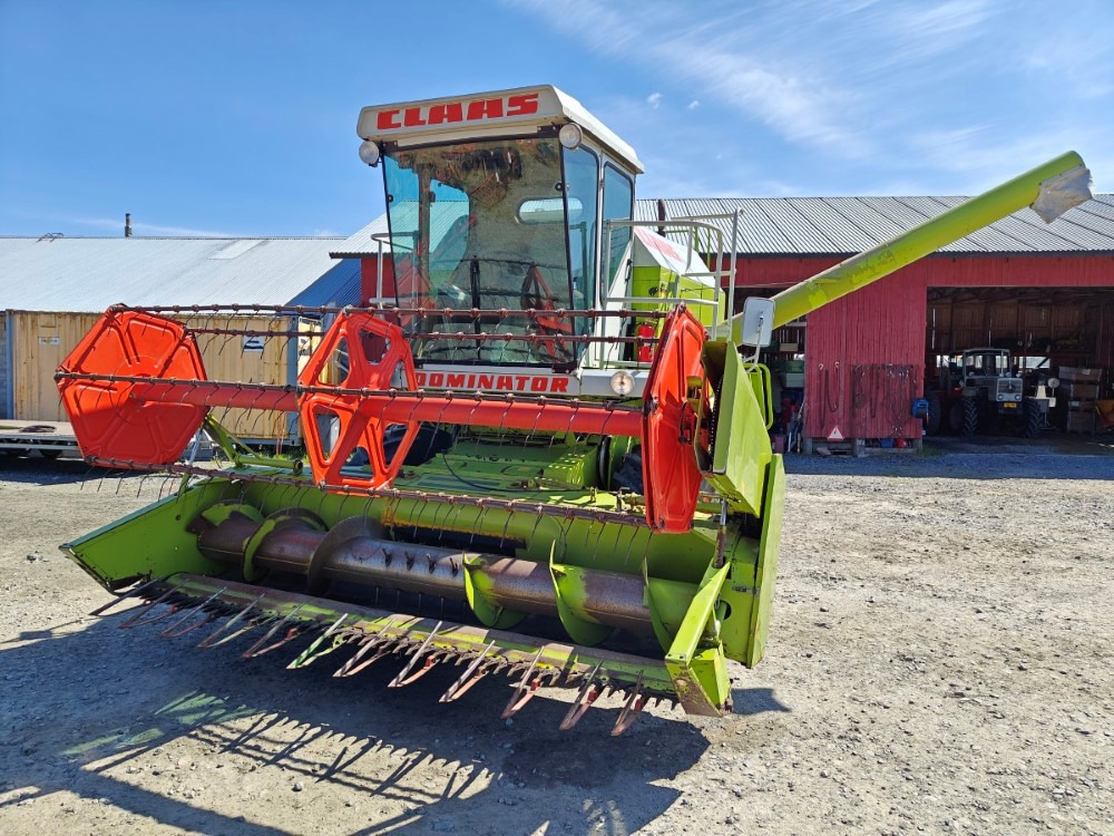 CLAAS Dominator 58S, moottori Perkins 6-sylinterinen, hydraulinen torvi, katso video! - Ceifeira debulhadora: foto 2 CLAAS Dominator 58S, moottori Perkins 6-sylinterinen, hydraulinen torvi, katso video! - Ceifeira debulhadora: foto 2