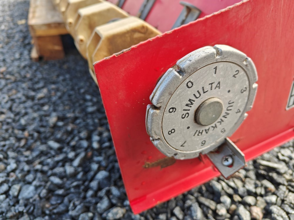 Heinänsiemenlaite 250cm Simulta Junkkari kylvölannoittimeen - Semeadora combinada: foto 5 Heinänsiemenlaite 250cm Simulta Junkkari kylvölannoittimeen - Semeadora combinada: foto 5