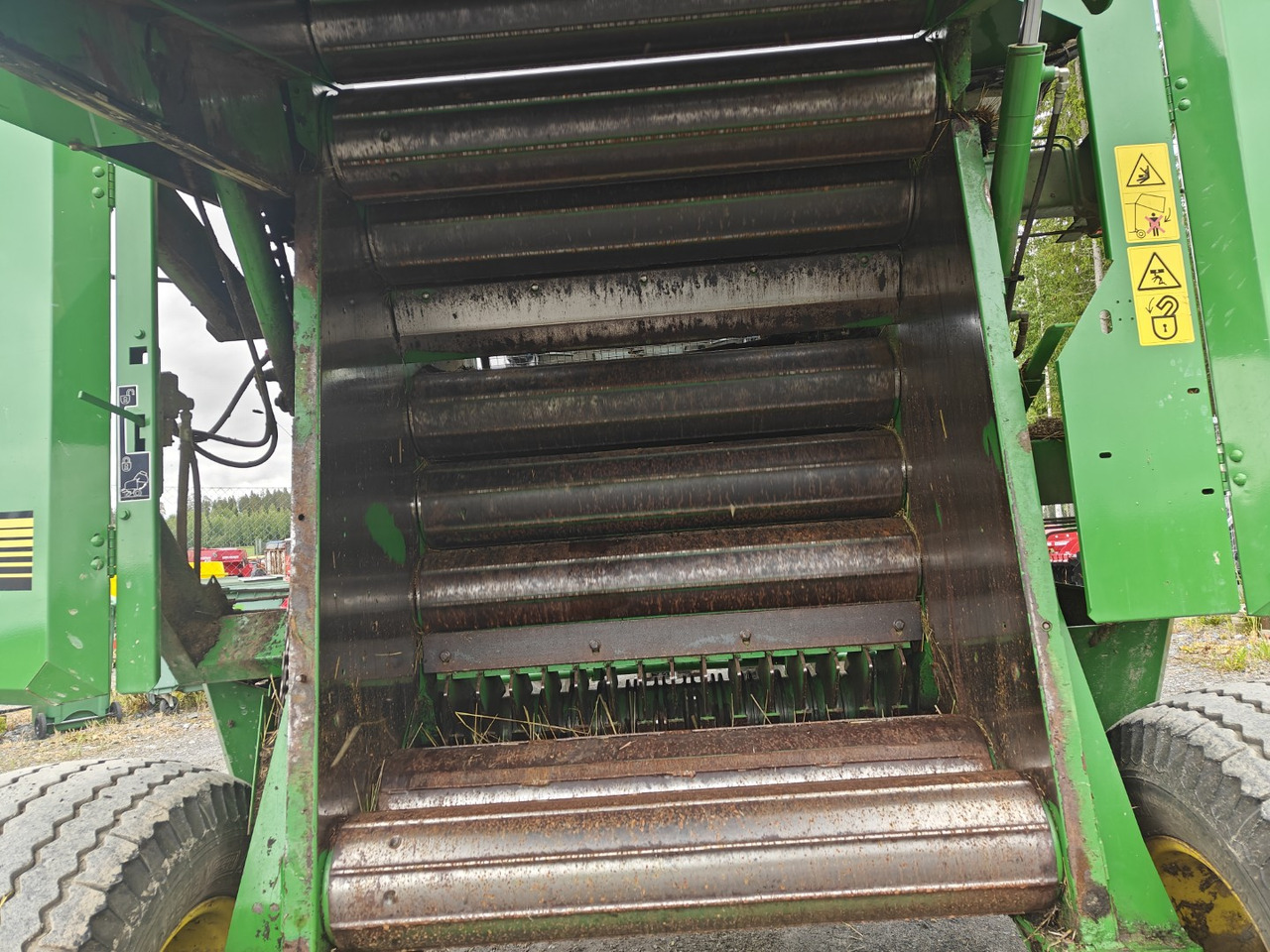 Ceifeira debulhadora JOHN DEERE Pyöröpaalain 575: foto 7