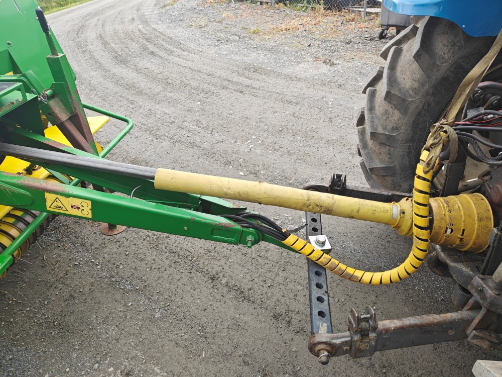 Ceifeira debulhadora JOHN DEERE Pyöröpaalain 575: foto 12
