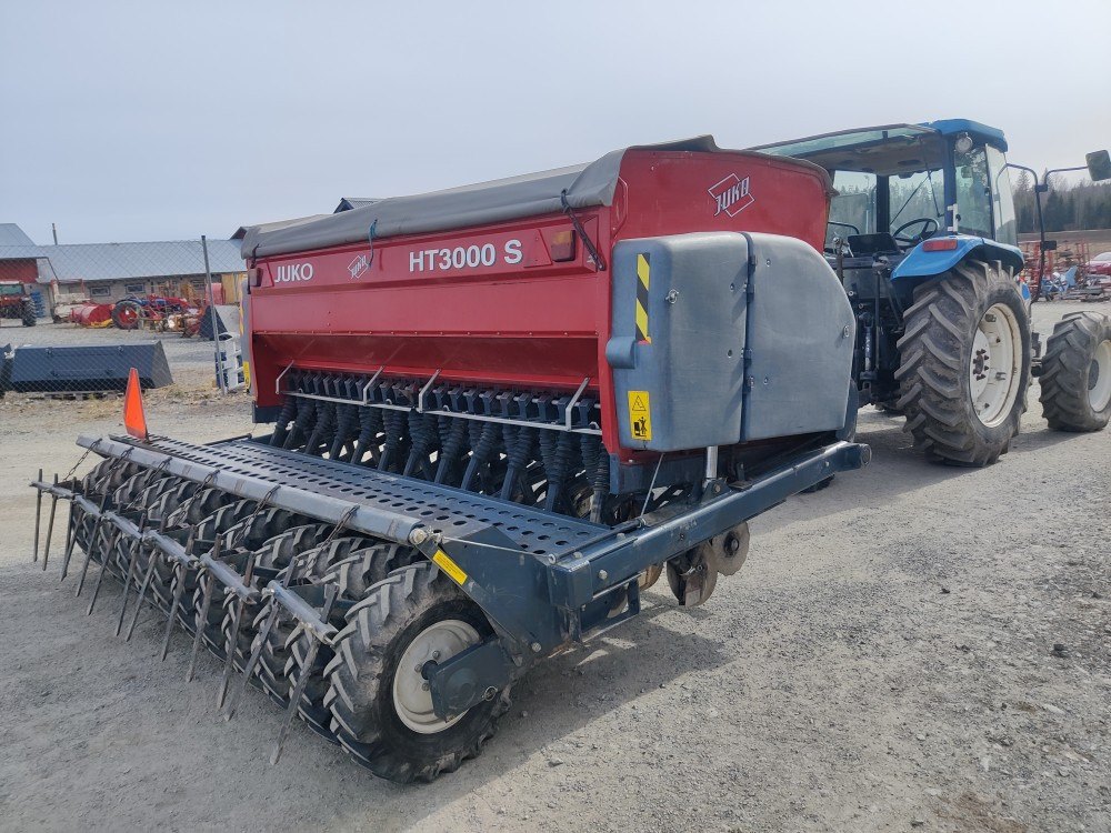 Juko HT3000S täyskiekkokone - Semeadora combinada: foto 2 Juko HT3000S täyskiekkokone - Semeadora combinada: foto 2